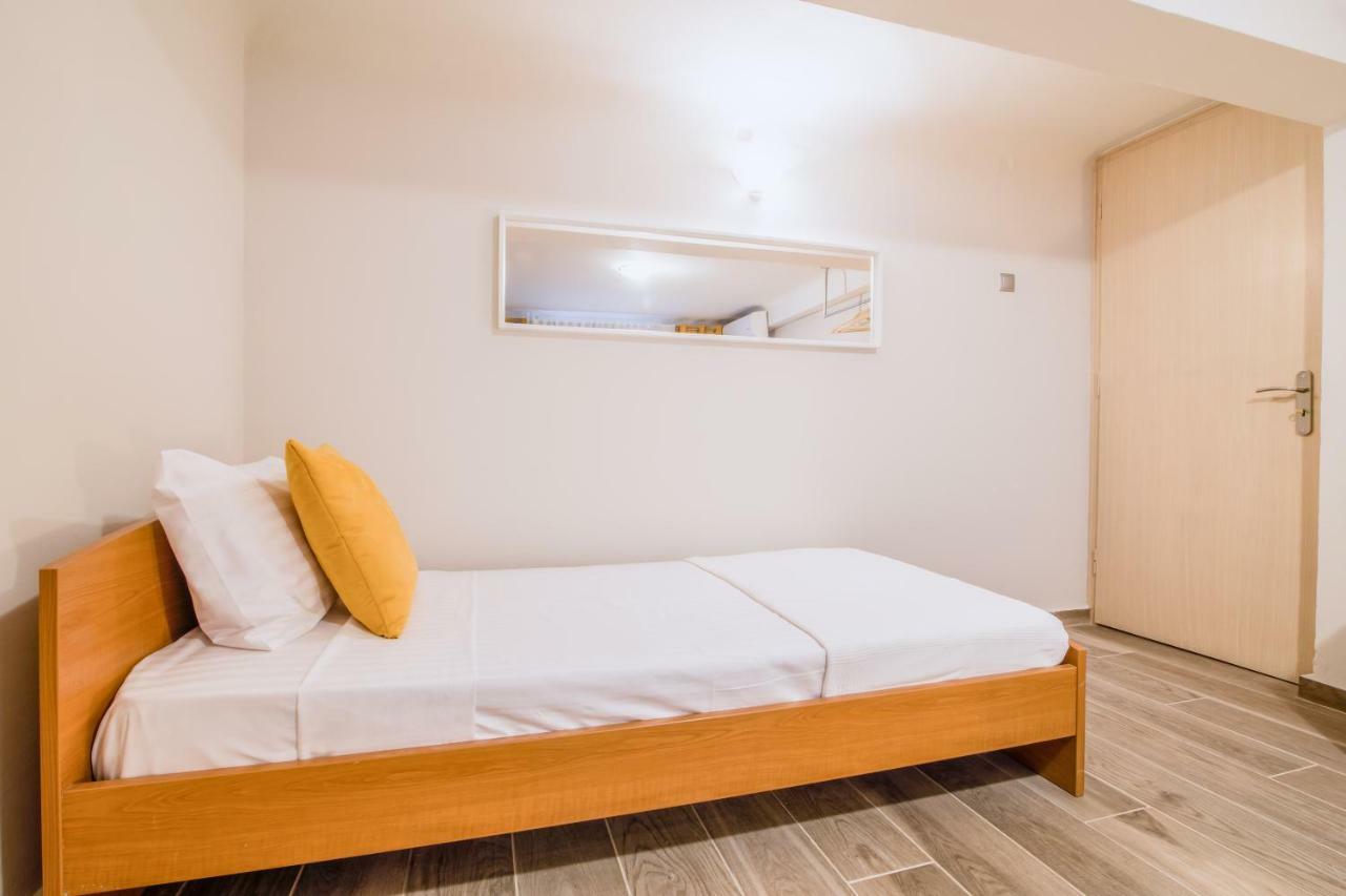 Cozy And Central Apartment Αθήνα Εξωτερικό φωτογραφία
